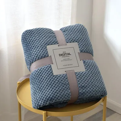 Obrázek produktu pro Vlněná deka č. 1, strukturovaná, 150 x 200 cm, modrá, vhodná jako přehoz na pohovku, přehoz na postel nebo dekorativní přehoz.