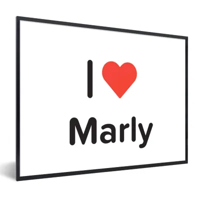 Produktbild von MuchoWow® Gerahmtes Poster Ich liebe - Marly - Mädchen 40x30 cm - Poster mit Schwarzem Bilderrahmen Wandposter Rahmen Foto Bilder - Kunstposter - Wanddekorationen