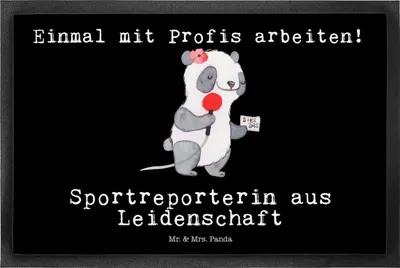 Produktbild von Mr. & Mrs. Panda Bodenvorleger Sportreporterin Leidenschaft 50 x 75 cm - Schwarz - Geschenk, Vorleger, Schmutzmatte, Fußabtreter, Schmutzfangmatte, fußmatte, Gummimatte