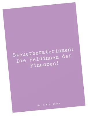 Produktbild von Mr. & Mrs. Panda Postkarte Spruch Steuerberaterin Heldin - Lavendeltraum - Geschenk, Ansichtskarten, Finanzheldinnen, Beruf, der Finanzen, Berufsliebe, Grußkarte, Alltag