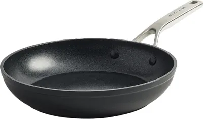 Zdjęcie produktu dla KitchenAid - Patelnia Forged Hardened Aluminium 24 cm