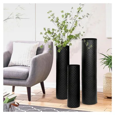Produktbild von Große Bodenvase Schwarz, Metall Bodenvasen für Wohnzimmer 70/55/40cm, Set aus 3 großen Vasen, Moderne Wabenstruktur Extra große Bodenvasen, Metall Standvase für Wohnzimmer, Kamin, Flur, Büro