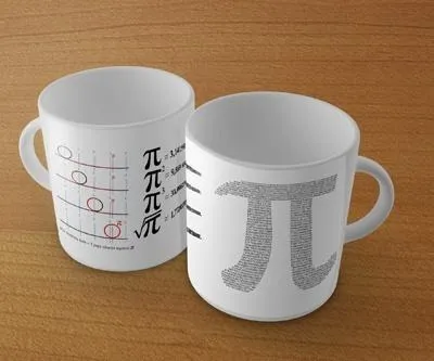 Produktbild von Keramiktasse mit mathematischem Motiv der Zahl Pi