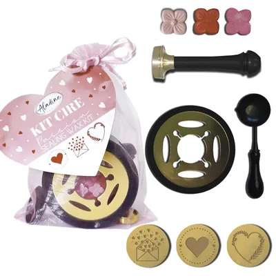 Imagen del producto de Juego de sellos con forma de corazón y accesorios