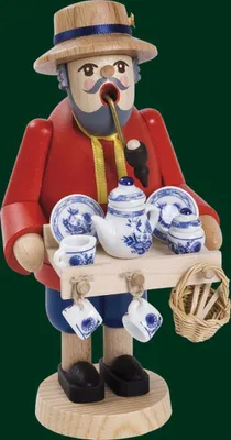 Zdjęcie produktu dla Figurka palacza z porcelany wysokość= 18cm NOWOŚĆ