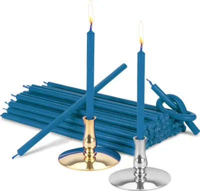Produktbild von Set 2x Kerzenhalter mit Altarkerzen hellblau Tropffrei L 16cm Paraffinwachs 40029