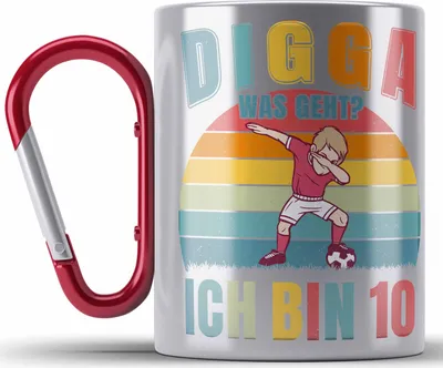 Produktbild von Trendation - Kinder Fussball Geburtstag 10. Geburtstagsgeschenk Edelstahl Tasse Karabiner 10 Jahre Jungs Jungen (Rot)