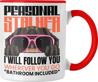 Produktbild von Trendation - Dackel Besitzerin Tasse Geschenk Lustiger Spruch Geschenkidee Personal Stalker (Rot)