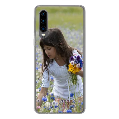 Produktbild von MuchoWow® Handyhülle Schutzhülle Hülle für Huawei P30 Mädchen - Blumen - Wiese Silikon Softcase Handy Hülle - Kartenbesitzer