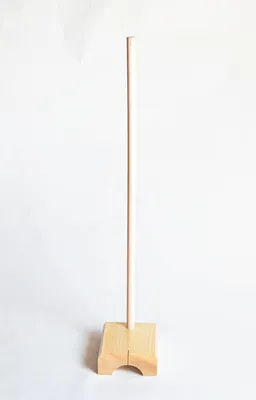 Produktbild von Holzspielzeug Display zur Präsentation von Kletterfiguren Höhe=40cm NEU