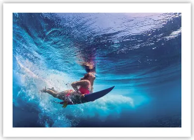 Produktbild von Poster - Poster ohne Rahmen - Surfen Frau Unterwasser - 70x50 cm - Wand Bild - Wanddeko - Wandbilder - Kunstposter - Wandposter - Bilder - Kunstdruck - Wanddekoration - Wandbild - P2XAA70x50-4274