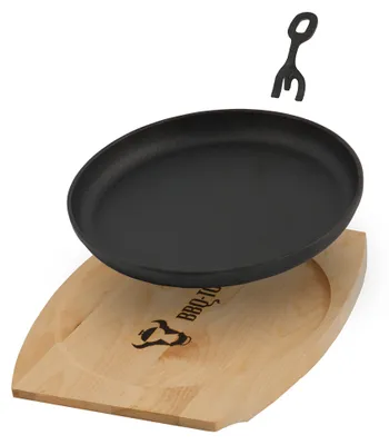 Productafbeelding van Gietijzeren serveerpannetje met houten onderlegger, diameter 22 cm, met afneembaar handvat