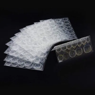 Productafbeelding van Famanu Nagelstickers - Waterbestendig en ademend, zelfklevende stickers voor kunstnagels - 240 stuks (10 vellen)
