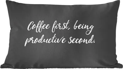 Produktbild von MuchoWow® Zierkissen Sofakissen Wohnzimmer Dekokissen 60x40 cm Zitate - Erst Kaffee, dann produktiv sein - Sprichwörter - Kopfkissen - Polster mit Foto