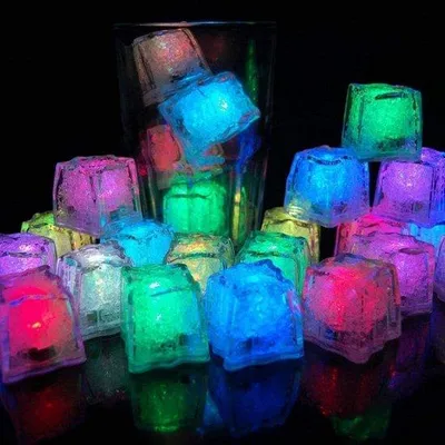Obrázek produktu pro 24 LED kostky ledu – vhodné pro nápoje – snímač tekutin – blikající LED diody – voděodolné – měnící barvu – ideální pro bary, kluby, vinařské oslavy, svatby a jako dekorace pro fontány na šampaňské