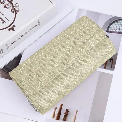 Productafbeelding van Famanu Clutch, elegante tas met pailletten en afneembare kettingriem - glinsterend
