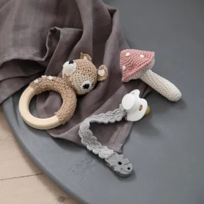 Produktbild von Crochet pacifier clip elephant grey 801530002 | Schnuller & Schnullerbänder