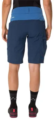 Produktbild von VAUDE Qimsa Damen-Radshorts mit abnehmbarer Innenhose und anatomischem Sitzpolster, 8 mm, Marineblau