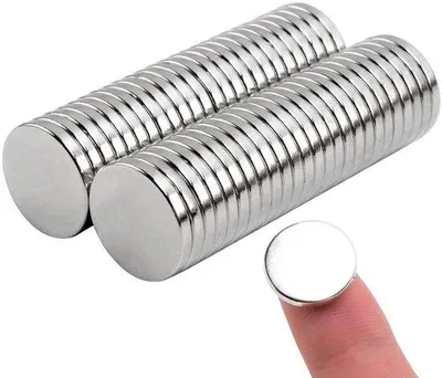 Zdjęcie produktu dla Mocne magnesy neodymowe 15 x 2 mm, 50 okrągłych magnesów