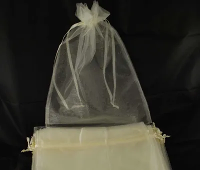 Produktbild von 10 x Organzabeutel 40 x 30 cm champagner weiß Organzasäckchen Traubenschutz