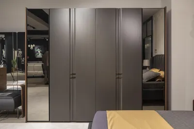 Produktbild von Schlafzimmer Set Bett 2x Nachttisch Kleiderschrank Schminktisch mit Spiegel 5tlg