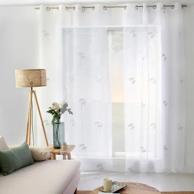 Produktbild von Transparenter Vorhang mit floralen Stickereien