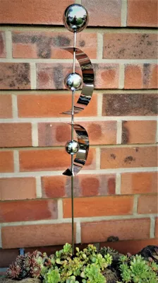 Produktbild von Skulptur Roma Edelstahl poliert Pflanzstecker Gartenstecker Beetstecker Rosen