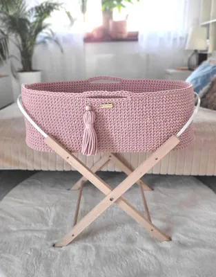 Immagine prodotto di Culla BOHO realizzata a mano in rosa pastello con materasso antibatterico Silver