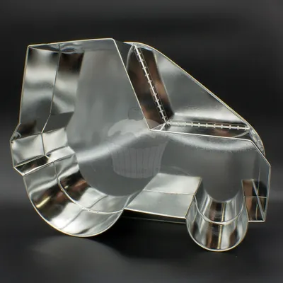 Image de Moule à gâteau pour tracteur 33x7.5cm - Jakub Felcman