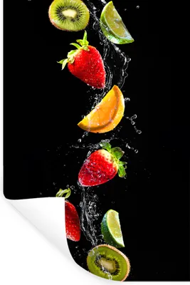 Produktbild von MuchoWow® Wandtattoo Wandsticker Wandaufkleber Obst - Wasser - Schwarz - Stillleben Erdbeere - Kiwi 20x30 cm Selbstklebend und Repositionierbar - Sticker - Dekorfolie