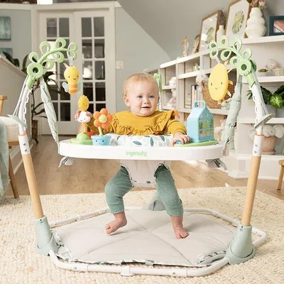 Produktbild von Ingenuity Baby Spielcenter 6-in-1 Meilenstein Aktivitätszentrum Multicolor