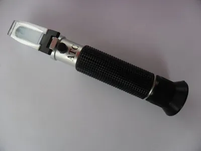 Refraktometer für Aquarium, Salzgehalt 0-100‰, Dichte 1000-1070 SG