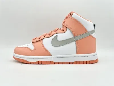Produktbild von Nike Dunk High Salmon (W) – EU38,5 - US7,5W