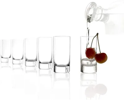 Imagen del producto de Juego de 6 vasos para licores Stölzle Lausitz, modelo "New York Bar", capacidad de 57 ml. Vasos para licores, vasos para shots. Código: 3500020 | EAN: 4012632106797