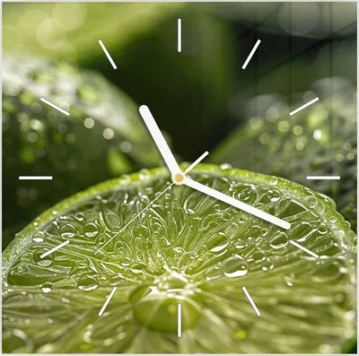 Produktbild von Wanduhr aus Glas mit Motiv Frische Limetten- 30 x 30 cm - inkl. Aufhängesystem