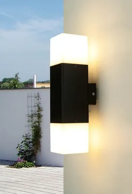Produktbild von Wandlampe außen Aluminium H: 32,5 cm IP44 Schwarz Weiß E27 2-flammig länglich Außenleuchte Wand
