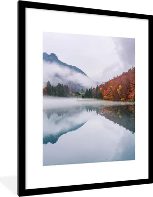 Produktbild von MuchoWow® Gerahmtes Poster Herbst - Nebel - Wasser - Landschaft 60x80 cm - Poster mit Schwarzem Bilderrahmen Wandposter Rahmen Foto Bilder - Wohnzimmer - Dekorationen - Prämie