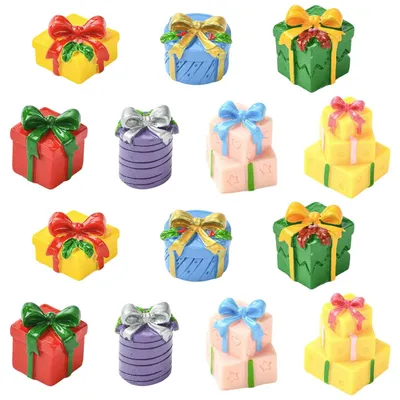 Immagine prodotto di Omgoods - Set di 21 mini ornamenti in resina per decorazioni natalizie