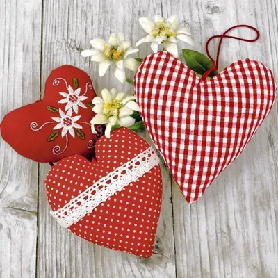 Produktbild von 240 Duni Tissue-Servietten 33 x 33 cm Bavarian Hearts 3-lagig