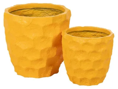 Produktbild von Gelber Pflanzkasten aus Beton – 41 x 41 x 39,6 cm – Set bestehend aus 2 Stück
