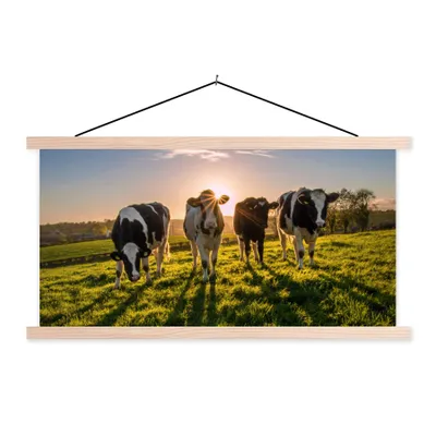 Produktbild von MuchoWow® Textilposter Kühe - Sonne - Gras - Tiere - Bauernhof 60x30 cm mit holzfarbenen Rahmen - Dekoration