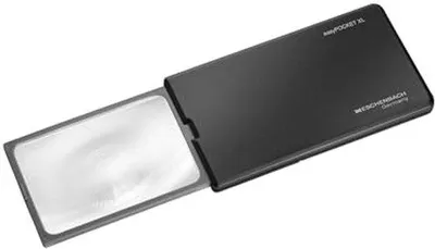 Productafbeelding van Vergrootglas in creditcardformaat met 2,5x vergroting en LED verlichting