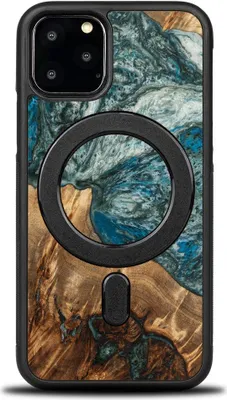 Produktbild von Bewood Einzigartige Hülle für iPhone 11 Pro - Planeten - Erde mit MagSafe