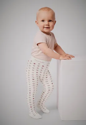 Produktbild von Sterntaler Strumpfhose Herzen, KI-generiertes Bild
