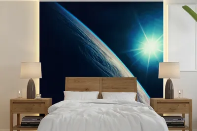 Produktbild von MuchoWow® Fototapete für Wohnzimmer oder Schlafzimmer Wandtapete Vinyl Motivtapete Heller Stern über der Erde - 240x240 cm - Schlafzimmer-Tapete