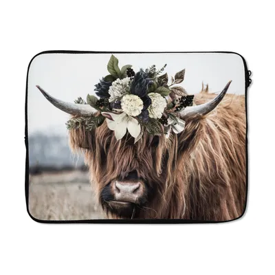 Produktbild von MuchoWow® Laptop Hülle 17 Zoll Laptoptasche Schottische Highlander - Blumen - Hoorn - Zipper - Schutzabdeckung