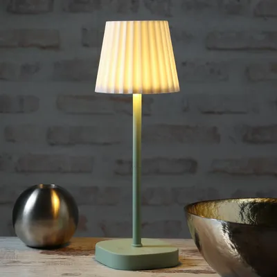 Produktbild von LED Garten Tischlampe - weißer Lampenschirm - 2 Helligkeitsstufen - H: 34cm - USB - für Außen - grün