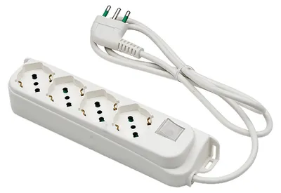 Productafbeelding van Meervoudige stekkerdoos met schakelaar, 4 stopcontacten / stekker 2P+T, 16A - Zwart