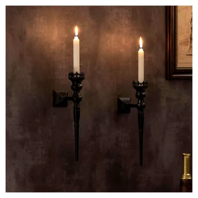 Produktbild von Gotischer Wandkerzenhalter, 33 cm lang, 13 cm Wandabstand, schwarzes Metall mit Kronendesign, 2er-Set für Stabkerzen