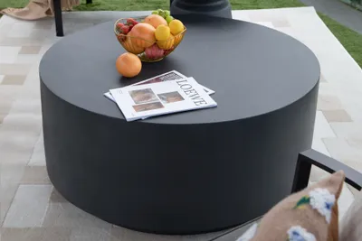 Produktbild von ROME Couchtisch aus Beton | minimalistisch | pflegeleicht | 86 x 86 x 41 cm
